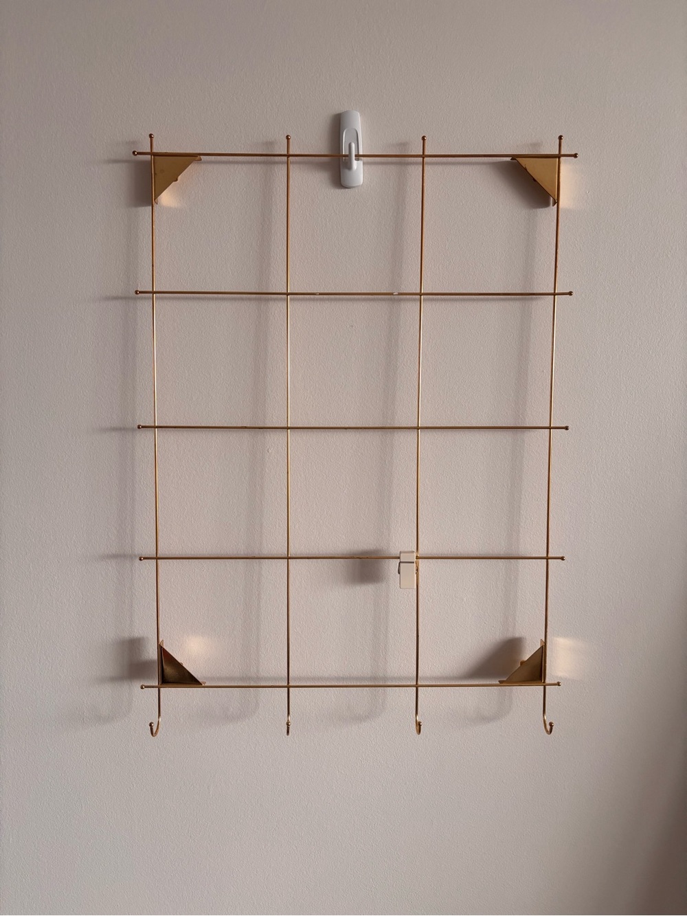 Gold Metal Grid Wall Organizer - Decorative Home Wall Decor GUC